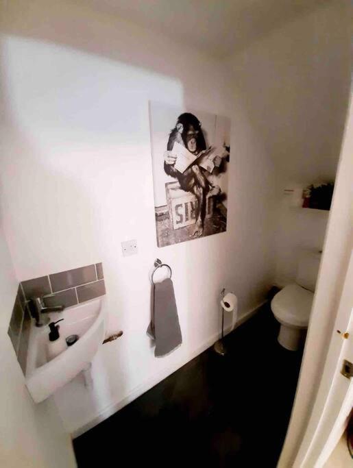 Lovely 1-Bedroom Serviced Apartment In Deal, Kent Eksteriør billede